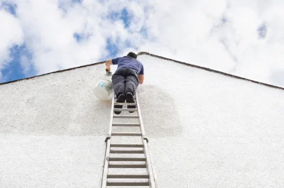 Peinture extérieure à Crulai — façades et ravalement